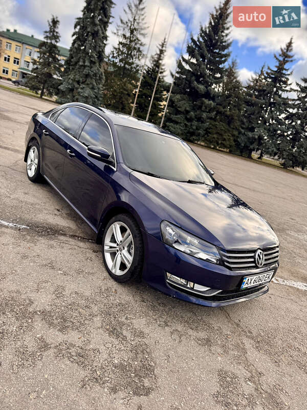 Седан Volkswagen Passat 2014 в Лозовой