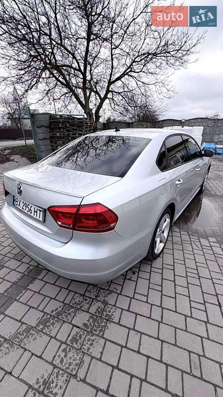 Седан Volkswagen Passat 2013 в Хмельницком