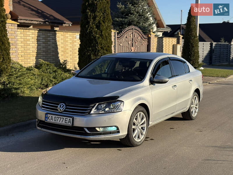 Volkswagen Passat 2011
