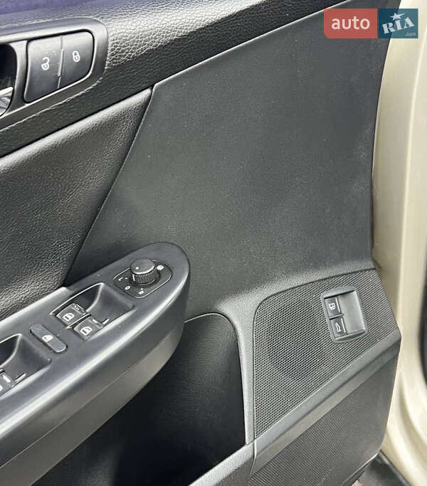 Седан Volkswagen Passat 2007 в Овручі