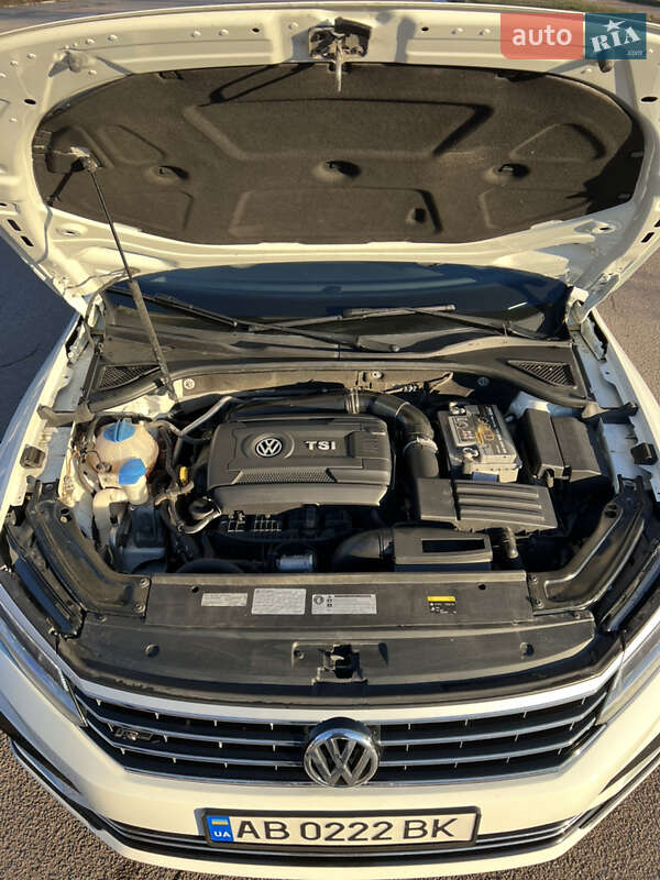 Седан Volkswagen Passat 2016 в Конотопе