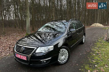 Универсал Volkswagen Passat 2010 в Луцке