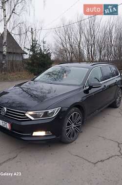 Універсал Volkswagen Passat 2015 в Івано-Франківську