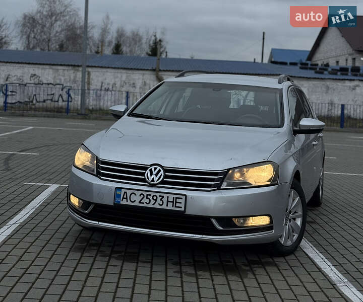 Volkswagen Passat 2011 Volkswagen Passat 2011