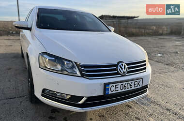 Седан Volkswagen Passat 2013 в Черновцах