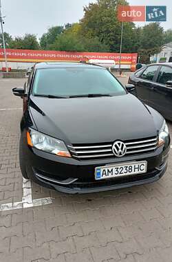 Седан Volkswagen Passat 2013 в Житомире