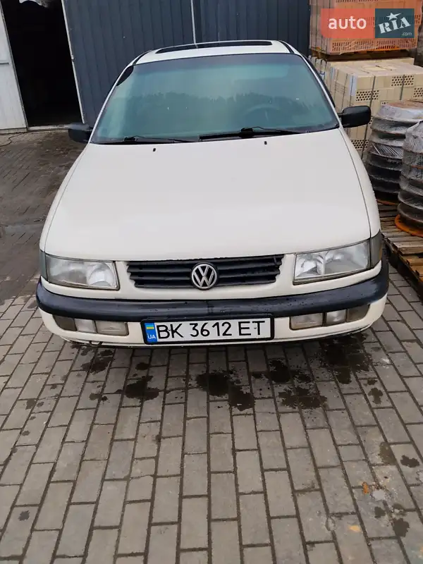 Volkswagen Passat 1995