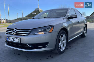Седан Volkswagen Passat 2013 в Мостиске