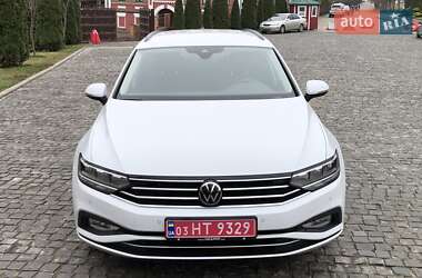 Универсал Volkswagen Passat 2022 в Киеве