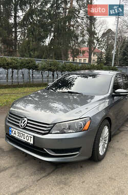 Седан Volkswagen Passat 2013 в Киеве