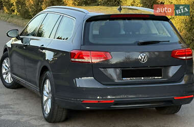 Універсал Volkswagen Passat 2017 в Рівному