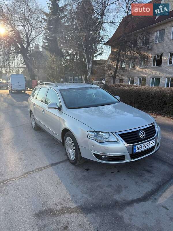 Універсал Volkswagen Passat 2010 в Вінниці