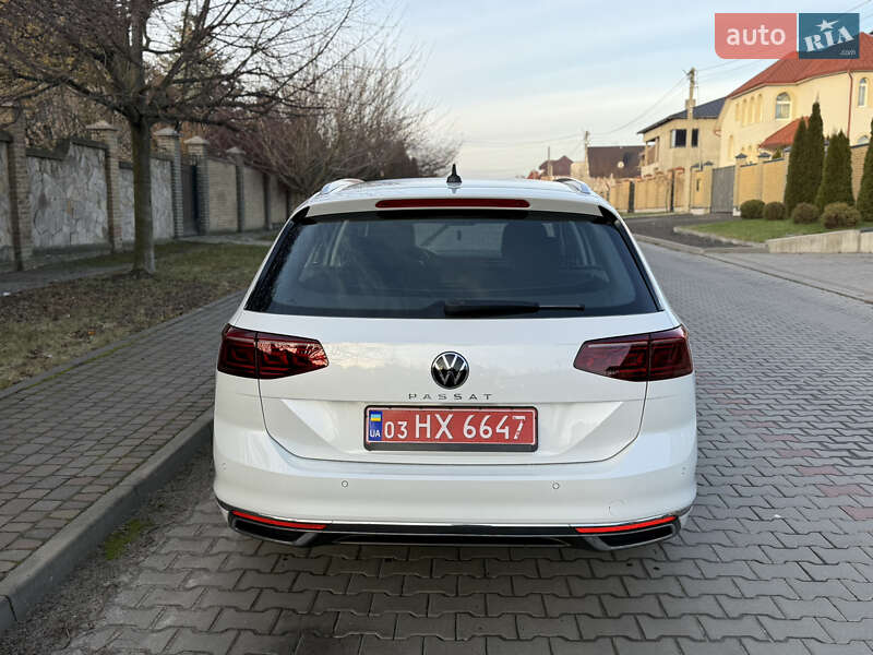 Универсал Volkswagen Passat 2022 в Луцке