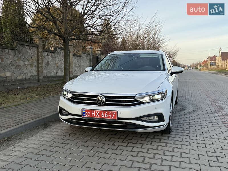 Универсал Volkswagen Passat 2022 в Луцке