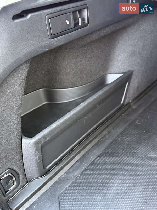 Универсал Volkswagen Passat 2022 в Луцке