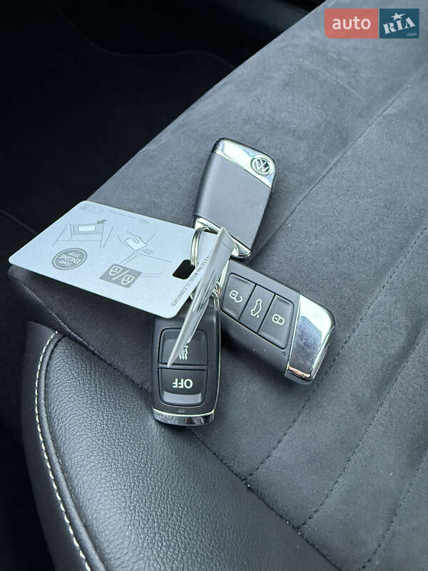 Универсал Volkswagen Passat 2022 в Луцке
