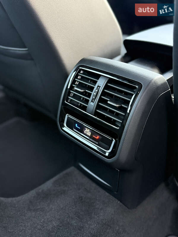 Универсал Volkswagen Passat 2022 в Луцке