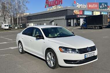Седан Volkswagen Passat 2013 в Киеве