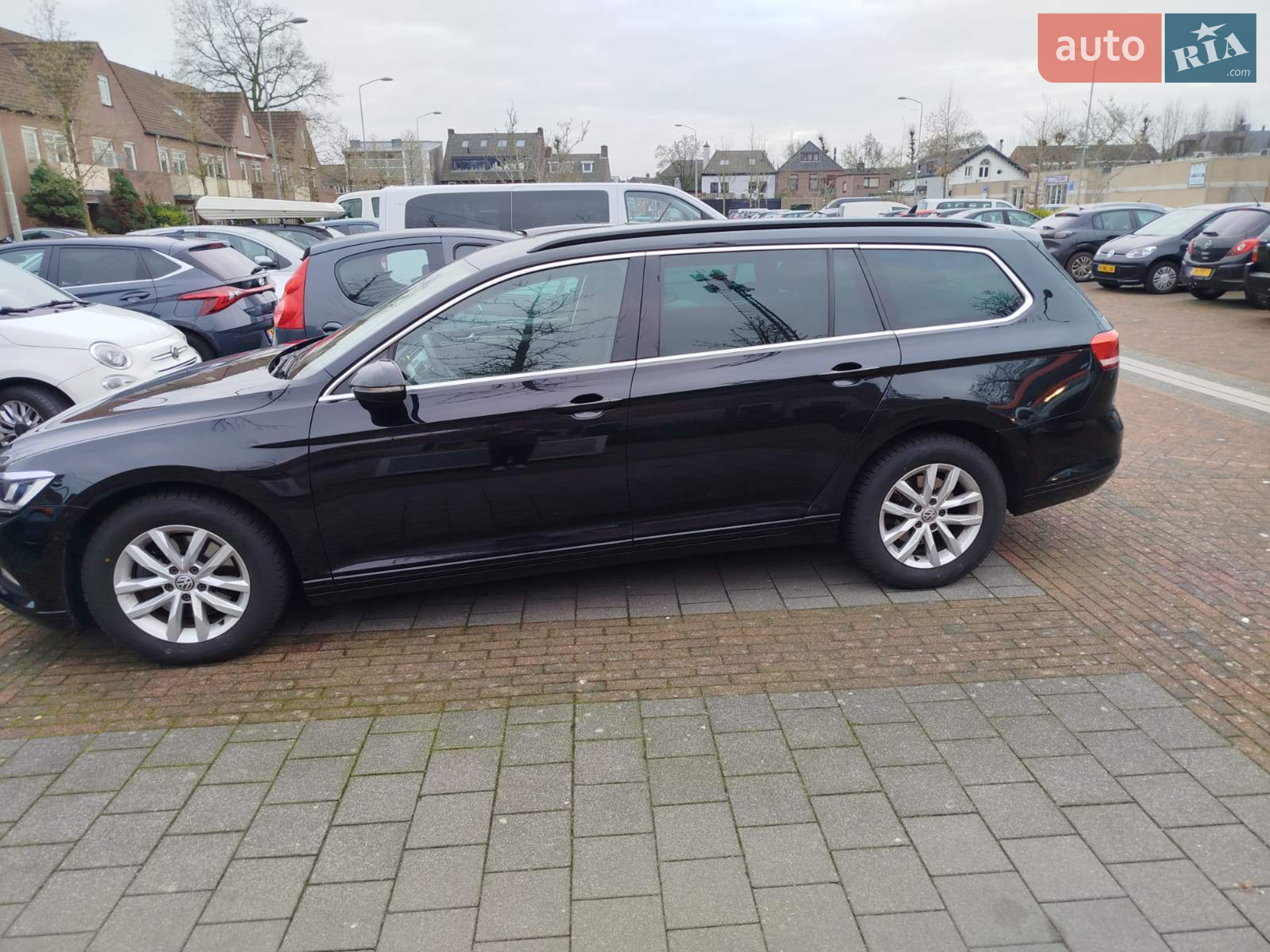 2019 Volkswagen Passat - мініатюра 3
