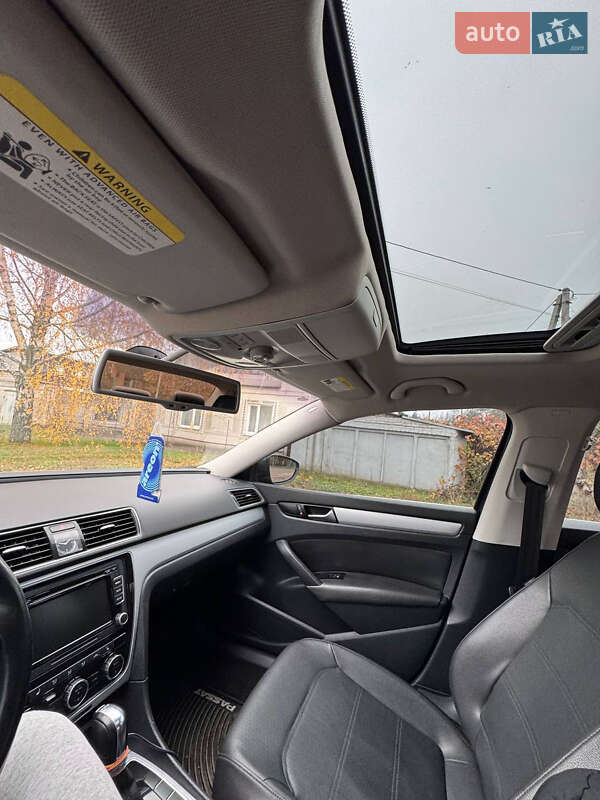Седан Volkswagen Passat 2012 в Широком