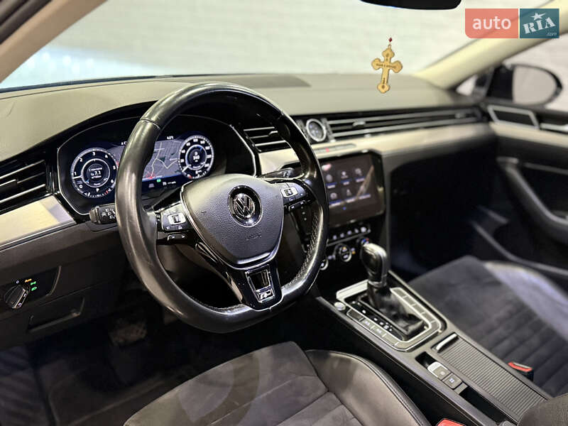 Універсал Volkswagen Passat 2018 в Одесі
