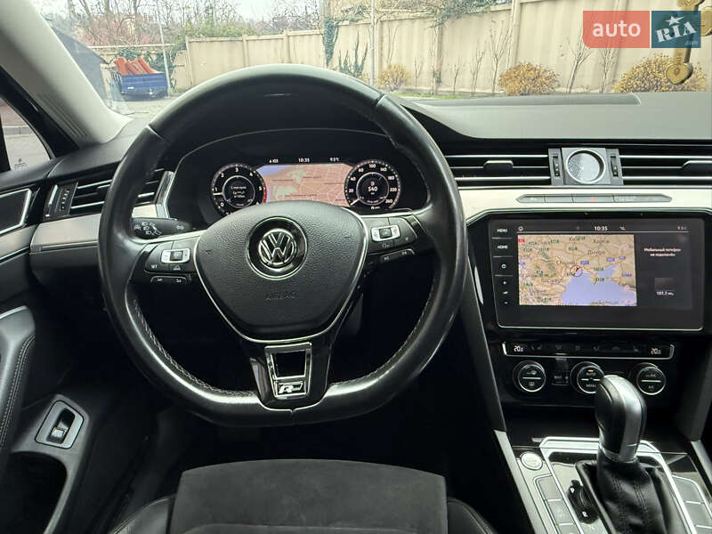 Універсал Volkswagen Passat 2018 в Одесі