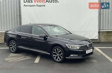 Седан Volkswagen Passat 2018 в Харкові