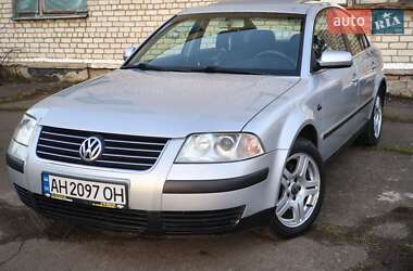 Седан Volkswagen Passat 2000 в Радомишлі