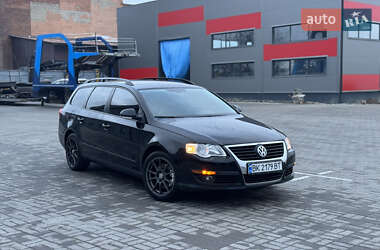 Универсал Volkswagen Passat 2010 в Ровно