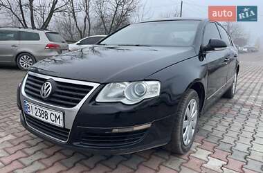 Седан Volkswagen Passat 2005 в Теофиполе