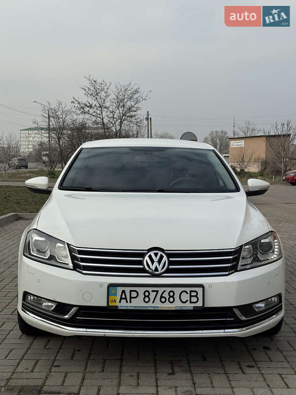 Volkswagen Passat 2011