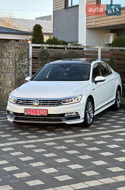 Седан Volkswagen Passat 2018 в Стрые