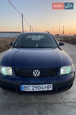 Універсал Volkswagen Passat 1999 в Львові