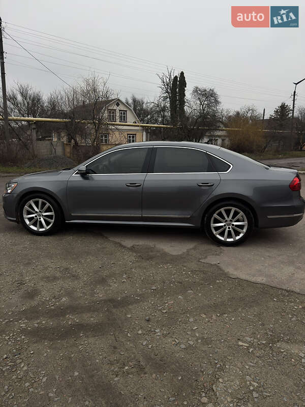 Седан Volkswagen Passat 2015 в Коростишеві