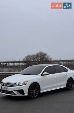 Седан Volkswagen Passat 2018 в Изюме