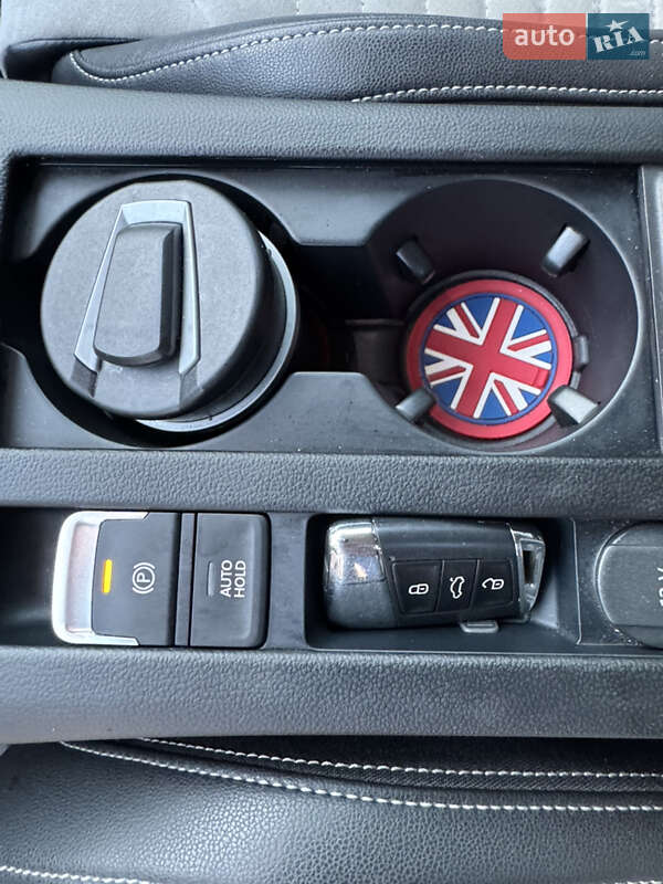 Універсал Volkswagen Passat 2019 в Чернівцях