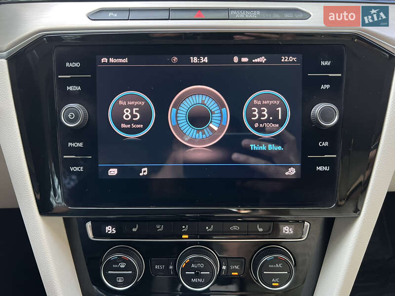 Седан Volkswagen Passat 2017 в Трускавці фото 100 Седан Volkswagen Passat 2017 в Трускавці