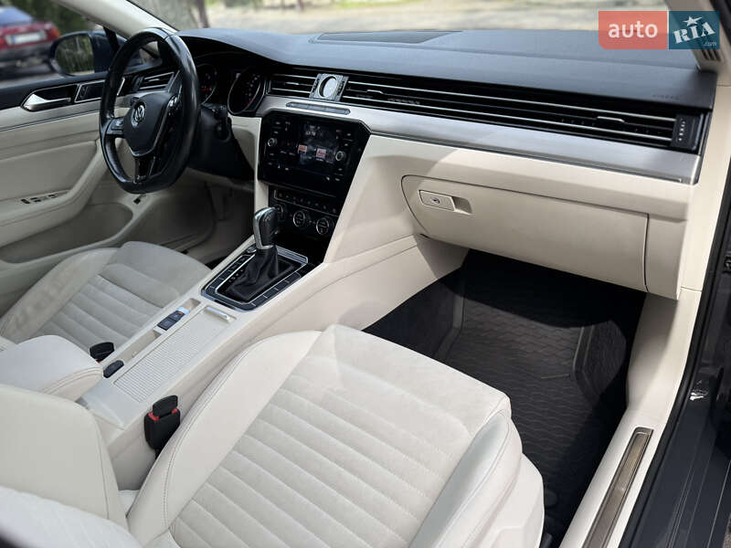 Седан Volkswagen Passat 2017 в Трускавці фото 122 Седан Volkswagen Passat 2017 в Трускавці
