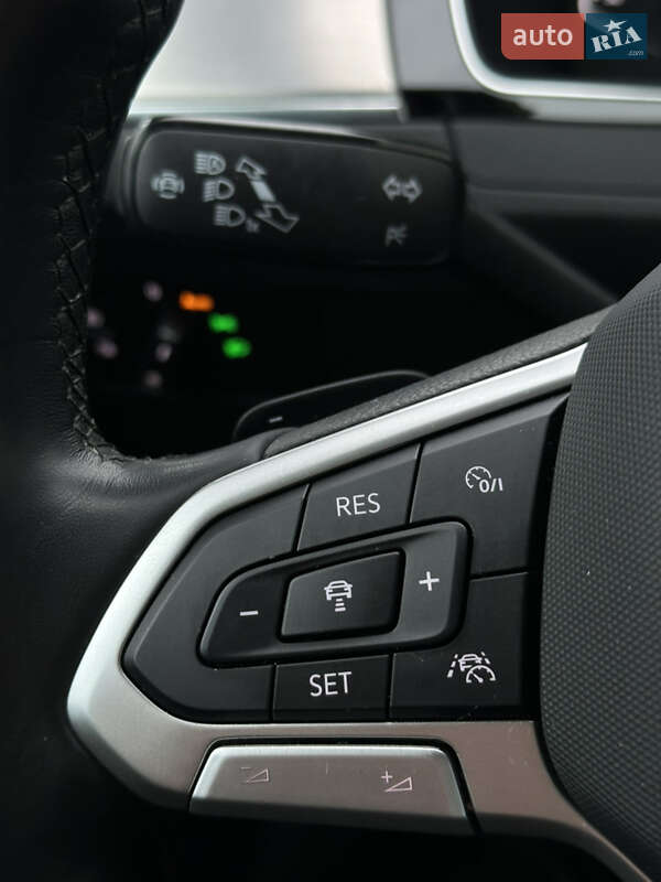 Седан Volkswagen Passat 2021 в Рівному фото 60 Седан Volkswagen Passat 2021 в Рівному