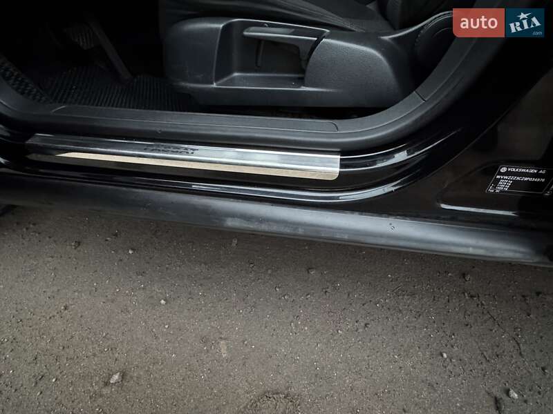 Седан Volkswagen Passat 2009 в Києві