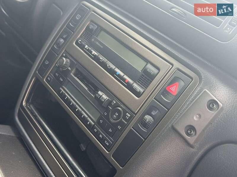 Універсал Volkswagen Passat 2004 в Охтирці