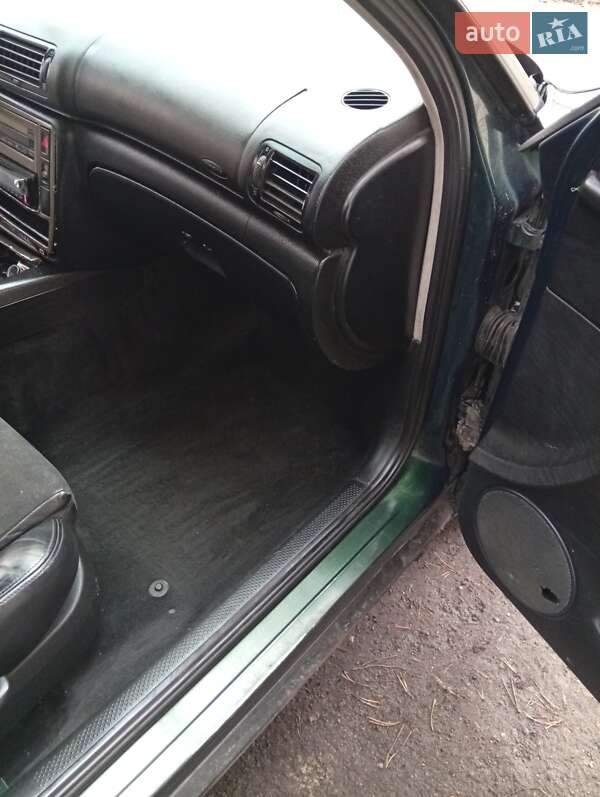 Универсал Volkswagen Passat 1998 в Павлограде