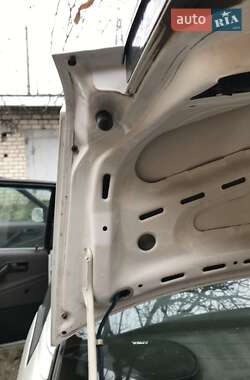 Седан Volkswagen Passat 1988 в Николаеве