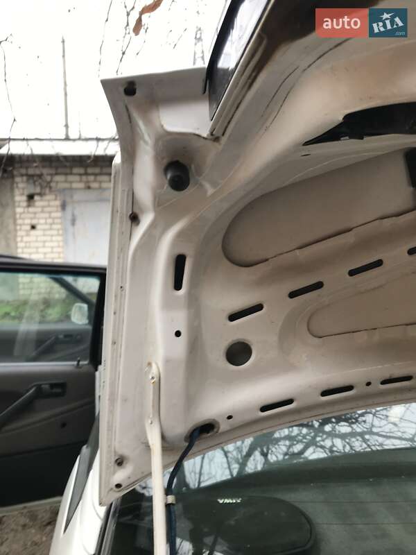 Седан Volkswagen Passat 1988 в Николаеве