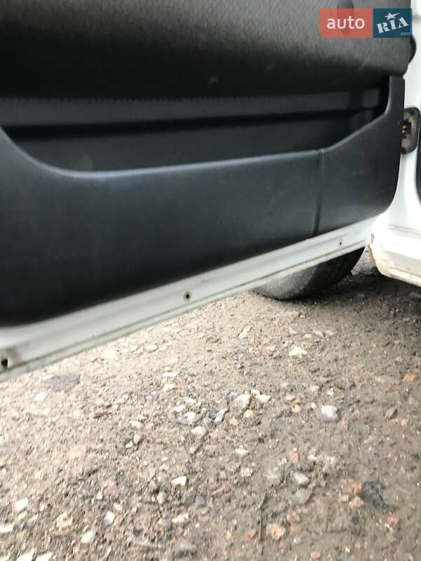 Седан Volkswagen Passat 1988 в Николаеве