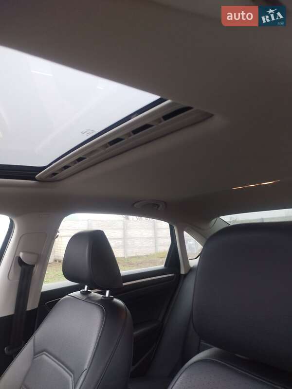 Седан Volkswagen Passat 2016 в Корюківці фото 7 Седан Volkswagen Passat 2016 в Корюківці
