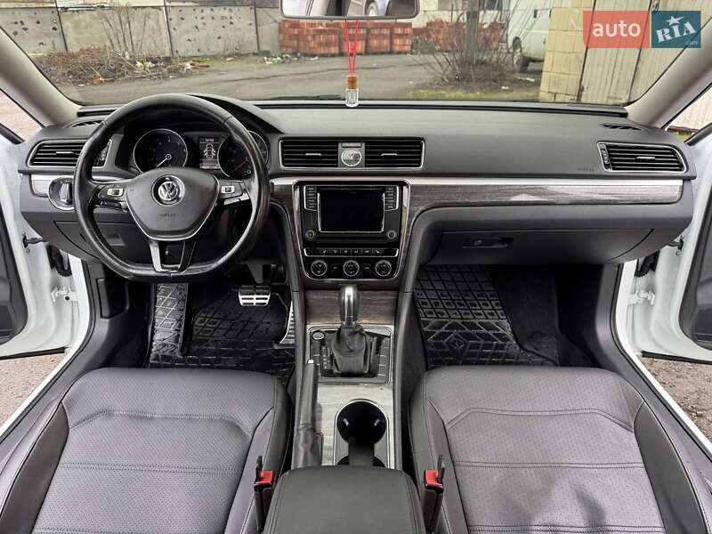 Седан Volkswagen Passat 2017 в Бородянці фото 12 Седан Volkswagen Passat 2017 в Бородянці