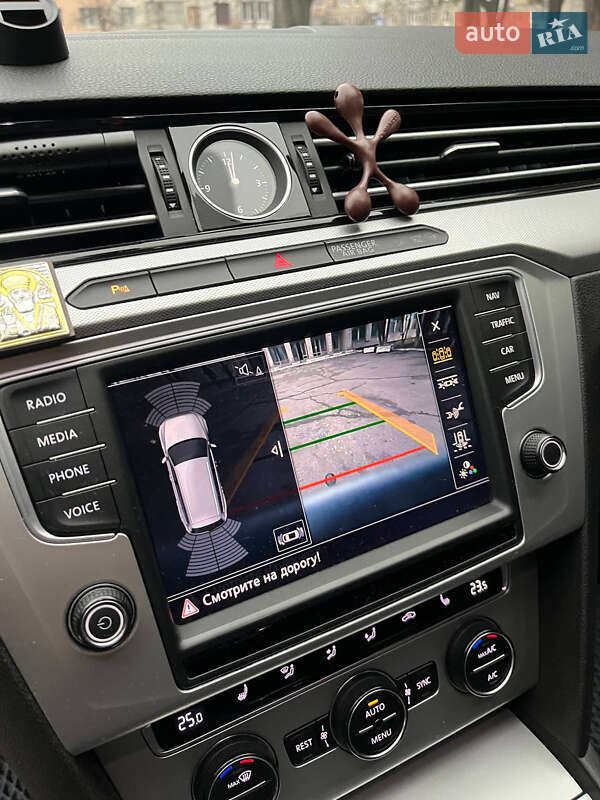 Универсал Volkswagen Passat 2015 в Нежине фото 23 Универсал Volkswagen Passat 2015 в Нежине