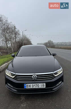 Седан Volkswagen Passat 2015 в Черкасах