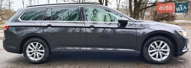 Универсал Volkswagen Passat 2017 в Чернигове
